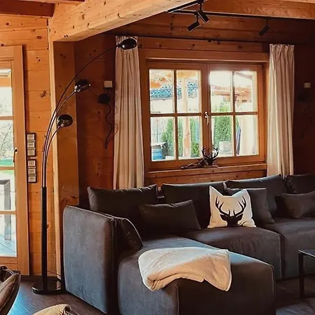 Ferienhaus Blum شقة *